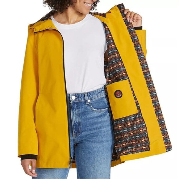 Pendleton Women's Hooded Wind Resistant Waterproof‎ Rain Jacket - Picture 2 of 3